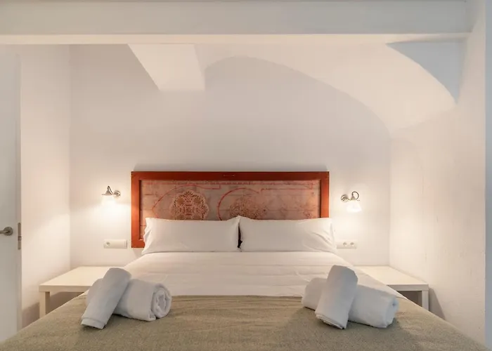 Alta House Apartments 3 Calas