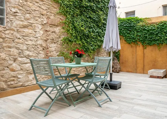 Alta House Apartments 3 Calas